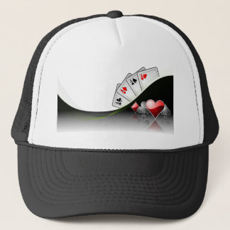 Pokerkaarten en casino-symbolen trucker pet