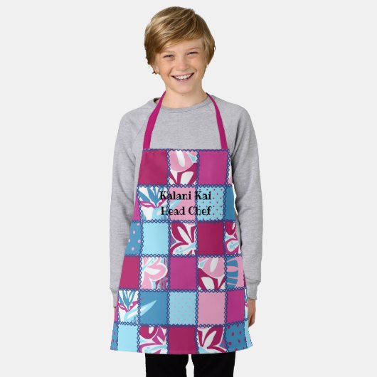 Pokii Hawaiian Floral en Dot Patchwork Pink Schort (Gedragen)