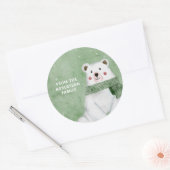 Polair Beer met een groene scarf laat de sneeuwvak Ronde Sticker (Envelop)