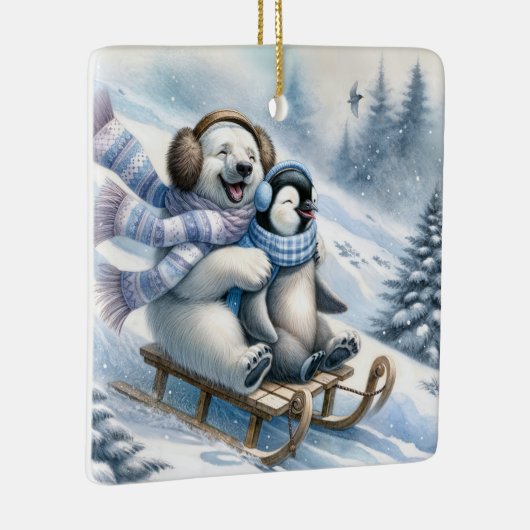 Polar Beer en pinguïn op een slee Keramisch Ornament (Rechts)