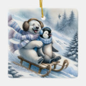 Polar Beer en pinguïn op een slee Keramisch Ornament (Voorkant)