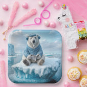 Polar Beer leest de krant Papieren Bordje (Feest)