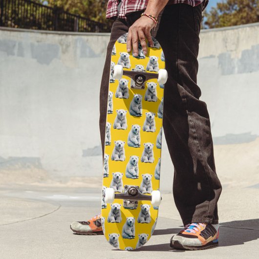 Polar Beer Pattern Design op geel Persoonlijk Skateboard