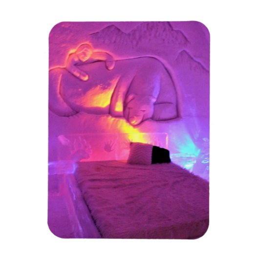 Polar Beer Room in Hotel de Glace, Quebec, Canada Magneet (Verticaal)