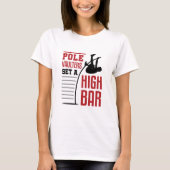 Pole Vault Funny Pole Vaulters zetten een hoge bal T-shirt (Voorkant)