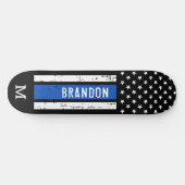 Politie persoonlijke wetshandhaving met blauwe lij persoonlijk skateboard (Horizontaal)