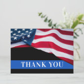 Politieagent Amerikaanse vlaggenstaatrechtshandhav Bedankkaart (Staand voorkant)