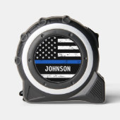 Politieagent met een speciale vlag voor de blauwe  rolmaat (Voorkant)