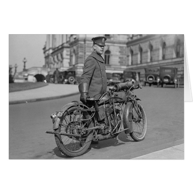 Politieambtenaar motorfiets, 1922 (Voorkant Horizontaal)