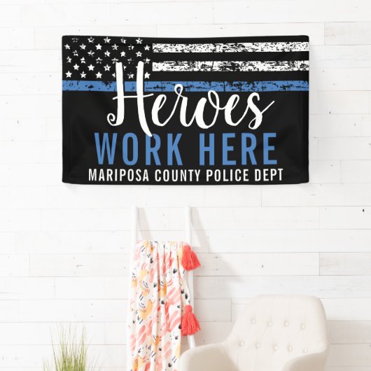 Politiehelden werken hier in de blauwe lijn Amerik Spandoek (Insitu)