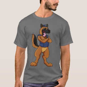 Politiehond als politieagent met beschermende vest t-shirt
