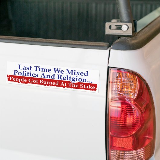 Politiek geloof meng niet bumpersticker (Op Truck)