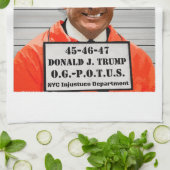 Politieke Witch Hunt van Donald Trump Theedoek (Gevouwen)