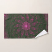 Polka Dot Bloom – Botanische Fractale Kunst Bad Handdoek (Handdoek)