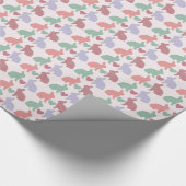 Polka Dot Bunnies en Hearts Pattern on Pink Cadeaupapier (Hoek)
