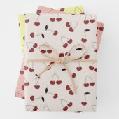 Polka Dot Cherry Pattern Cream Wit Geel Roze Inpakpapier Vel (In situ)