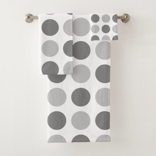 Polka Dot Grays Bad Handdoek (Insitu)