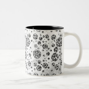 Polka Dot Leopard Black en White Design Tweekleurige Koffiemok