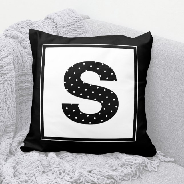 Polka Dot Monogram in zwart-wit Buitenkussen (Cute Polka Dot Monogram Throw Pillow in Black and White )