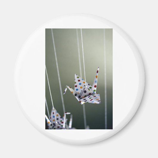 polka dot origami crane magneet (Voorkant)
