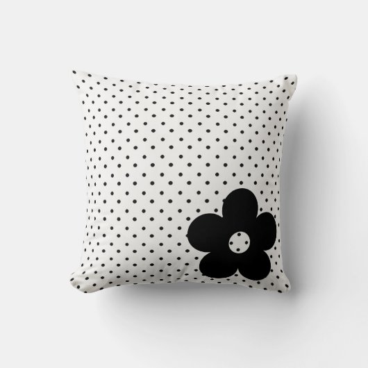 Polka Dot Party Flower in Black and White Kussen (Voorkant)