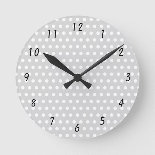 Polka Dot Pattern White en Bleek Grey met cijfers Ronde Klok (Voorkant)