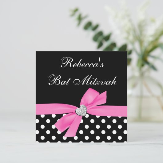 Polka Dot Pink Black Bow Heart Bat Mitzvah Kaart (Staand voorkant)