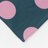Polka Dot Throw Blanket (Midnight Blue & Soft Pink Fleece Deken (Hoek)