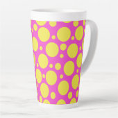 Polka Dots in Hot Pink en Geel Latte Mok (Rechterhoek)