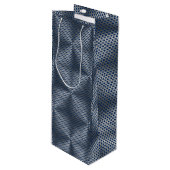 Polka Dots on Metal Bord 01x4 DBlue BG Wijn Cadeautas (Voorkant Gekanteld)