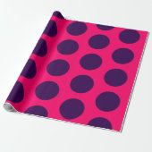 Polka Dots purple hot pink birthday Cadeaupapier (Uitgerold)