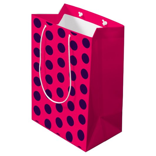 Polka Dots purple hot pink birthday Medium Cadeauzakje (Achterkant Gekanteld)