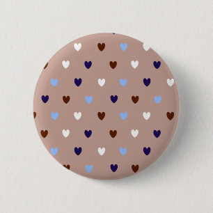 Polka harten bleek bruin ronde button 5,7 cm