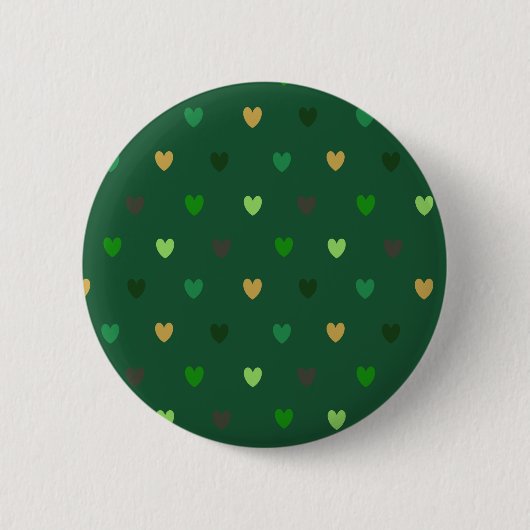 Polka harten op bosgroen ronde button 5,7 cm (Voorkant)
