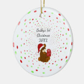 Polka Stippen en Beer Eerste Kerstmis Keramisch Ornament (Links)