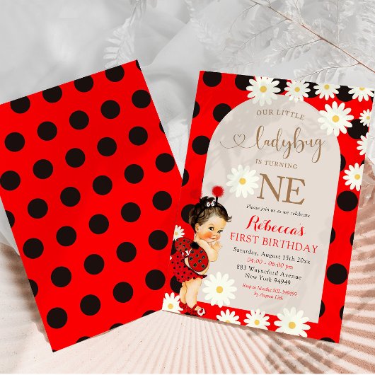 Polkadot lieveheersbeestje Daisy bruin haar eerste Kaart