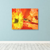 Pollinatie in Oranje en gele canvasomslag Canvas Afdruk (Insitu (Houten vloer))