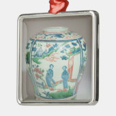 Poly oviform jar, eind 16e eeuw metalen ornament (Links)