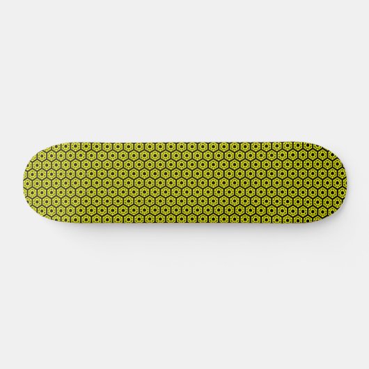 Polygoons v2 - zwart en geel skateboard (Horizontaal)
