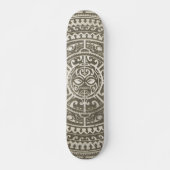 Polynesische stam gezicht bruin skateboard (Voorkant)