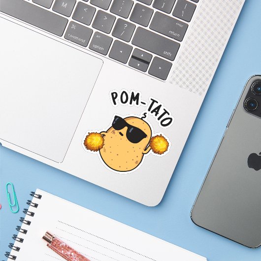 Pom-tato Funny Potato Pun Sticker (Laptop met iPhone)