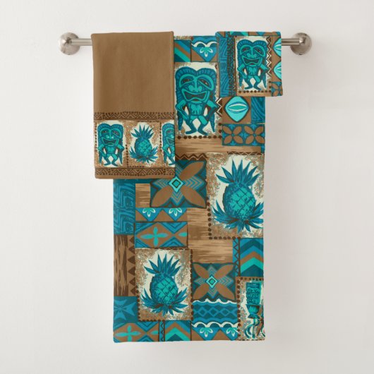 Pomaika’i Tiki Hawaiian Tapa Coordinate - Brown Bad Handdoek (Insitu)