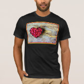 "Pomegranates Heart Fruit" Kutfoto. Bestel nu T-shirt (Voorkant)