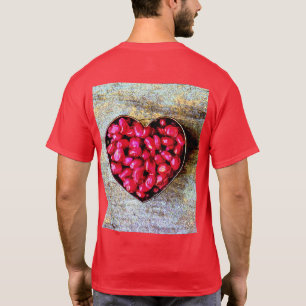 "Pomegranates Heart Fruit" Kutfoto. Bestel nu T-shirt