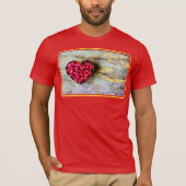 "Pomegranates Heart Fruit" Kutfoto. Bestel nu T-shirt (Voorkant)