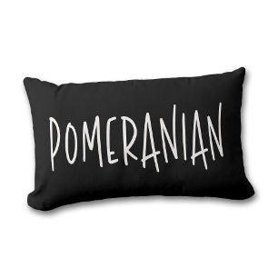 Pomeranian-hondenliefhebber en -eigenaar Chic Zwar Kussen