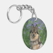 Pommeren in de Gras Sleutelhanger (Voorkant Links)