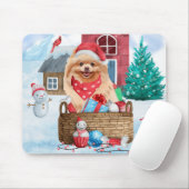 Pommerse hond op sneeuwkerstmis muismat (Met muis)