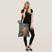 POMONA HOLDING FRUITS IN GREENERY, BOSBOUWDIEREN TOTE BAG (Op model)
