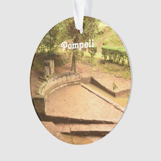 Pompeii Ornament (voorkant)